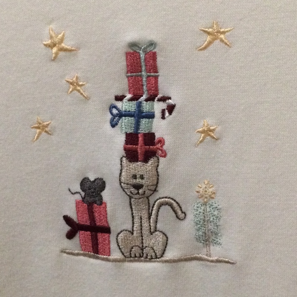 Christmas Cat embroidered LS Tee Shirt - Picture 3 of 8